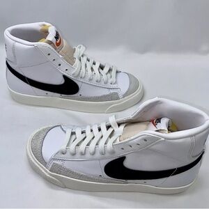 Nike White Men's Shoes